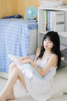 粗长巨龙挤进美妇